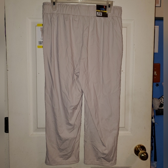5 for $20 | NWT 32 Degrees Cool Pull-On Capri Pants - Picture 8 of 13